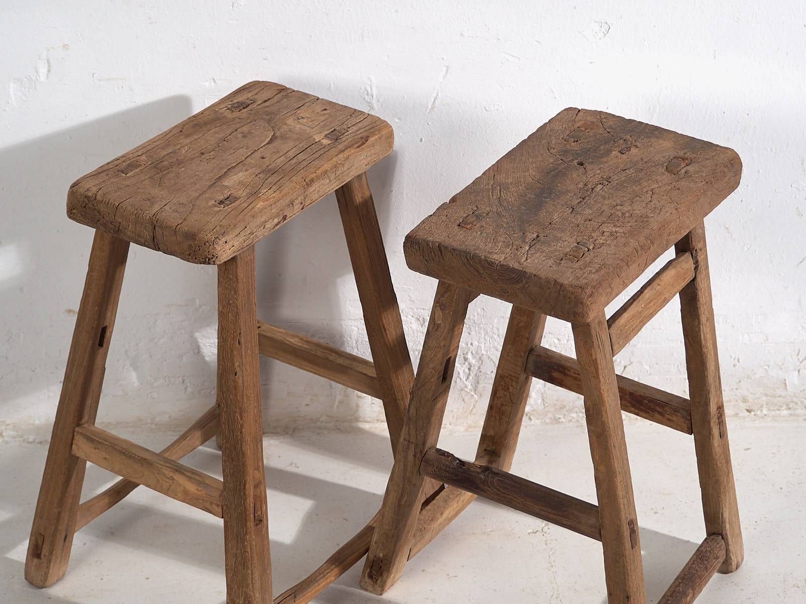 Ensemble de tabourets anciens (vers 1900). Ensemble de 2 pièces n°5