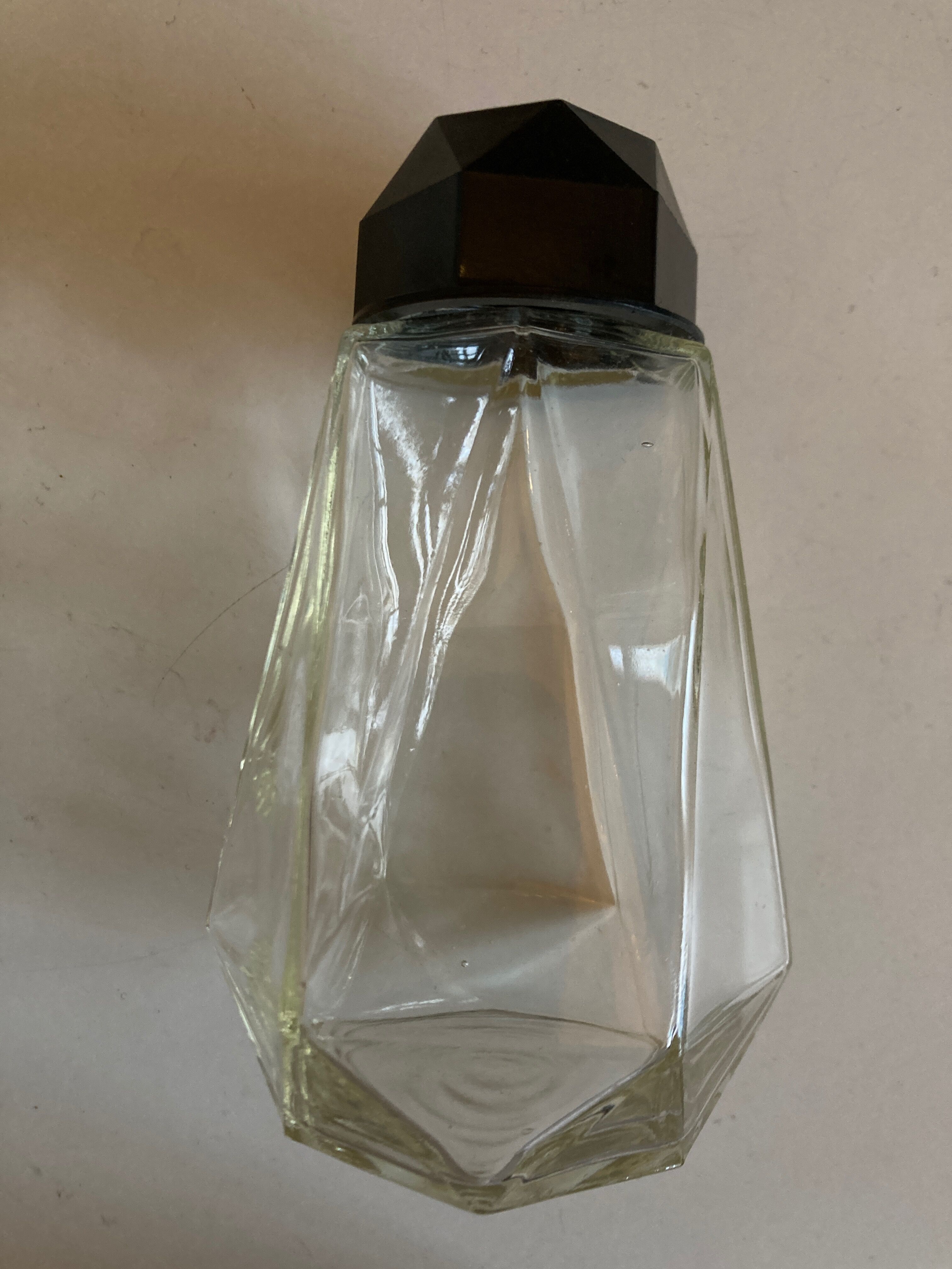 Produit popup Noel 22 Saupoudreuse a sucre de bistrot en Bakélite