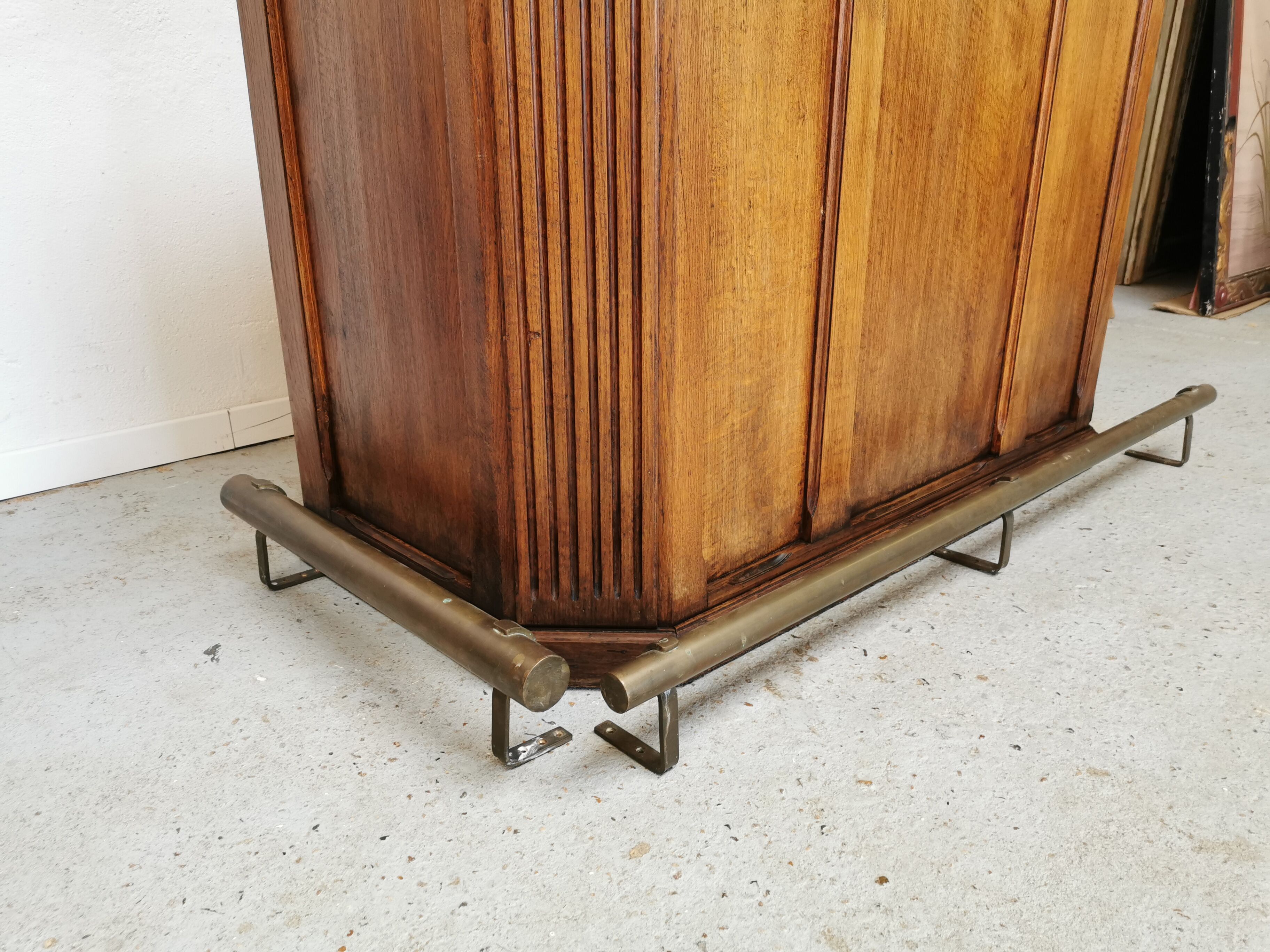 Former bistro bar counter