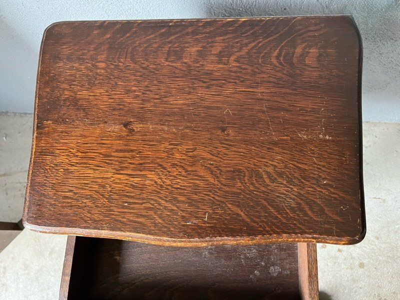 Bedside table
