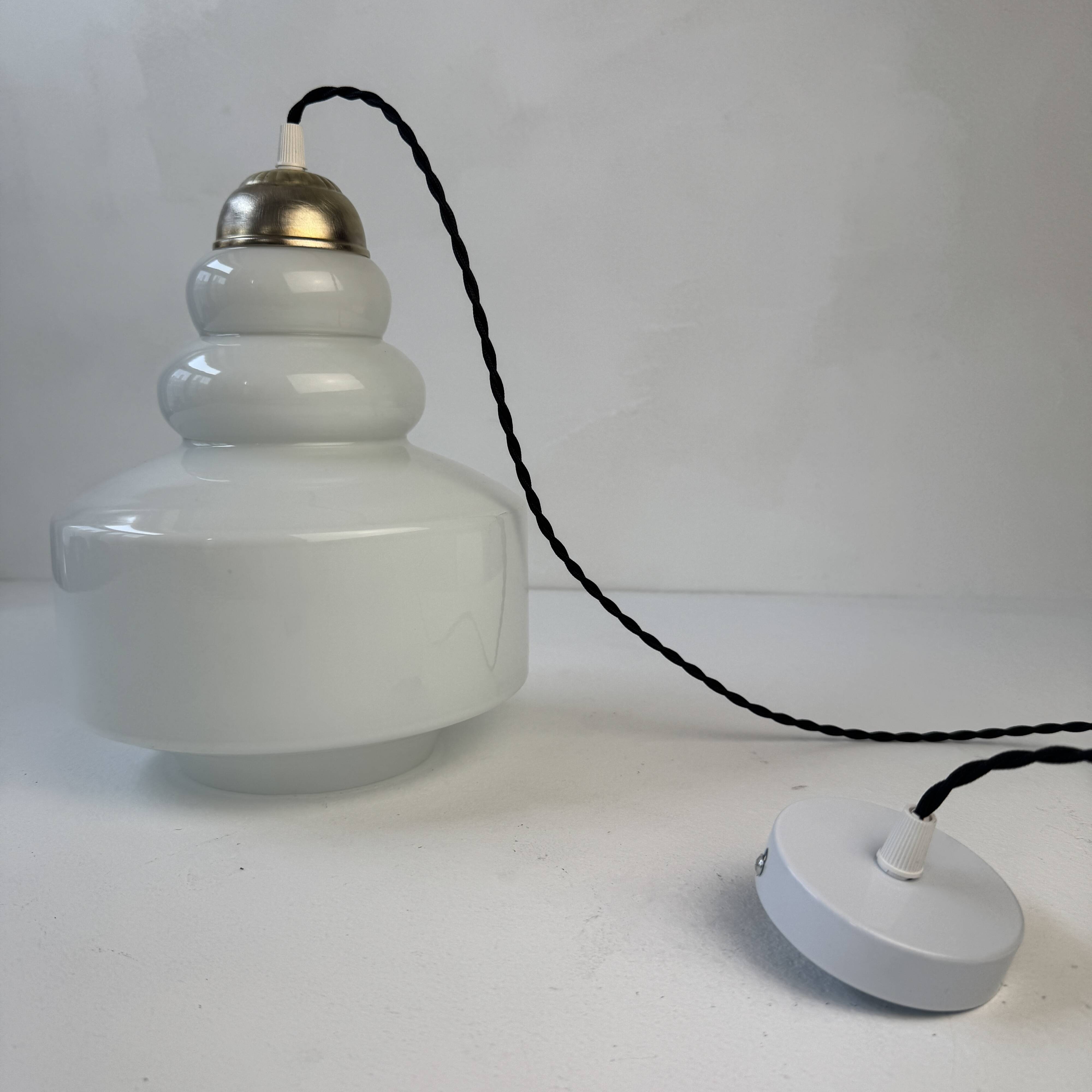 Old opaline suspension 1970 vintage