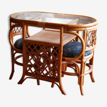 Integrated rattan table and chair set