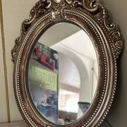Baroque mirror to place with mouldings