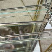 Petite Vitrine en Laiton – 1930