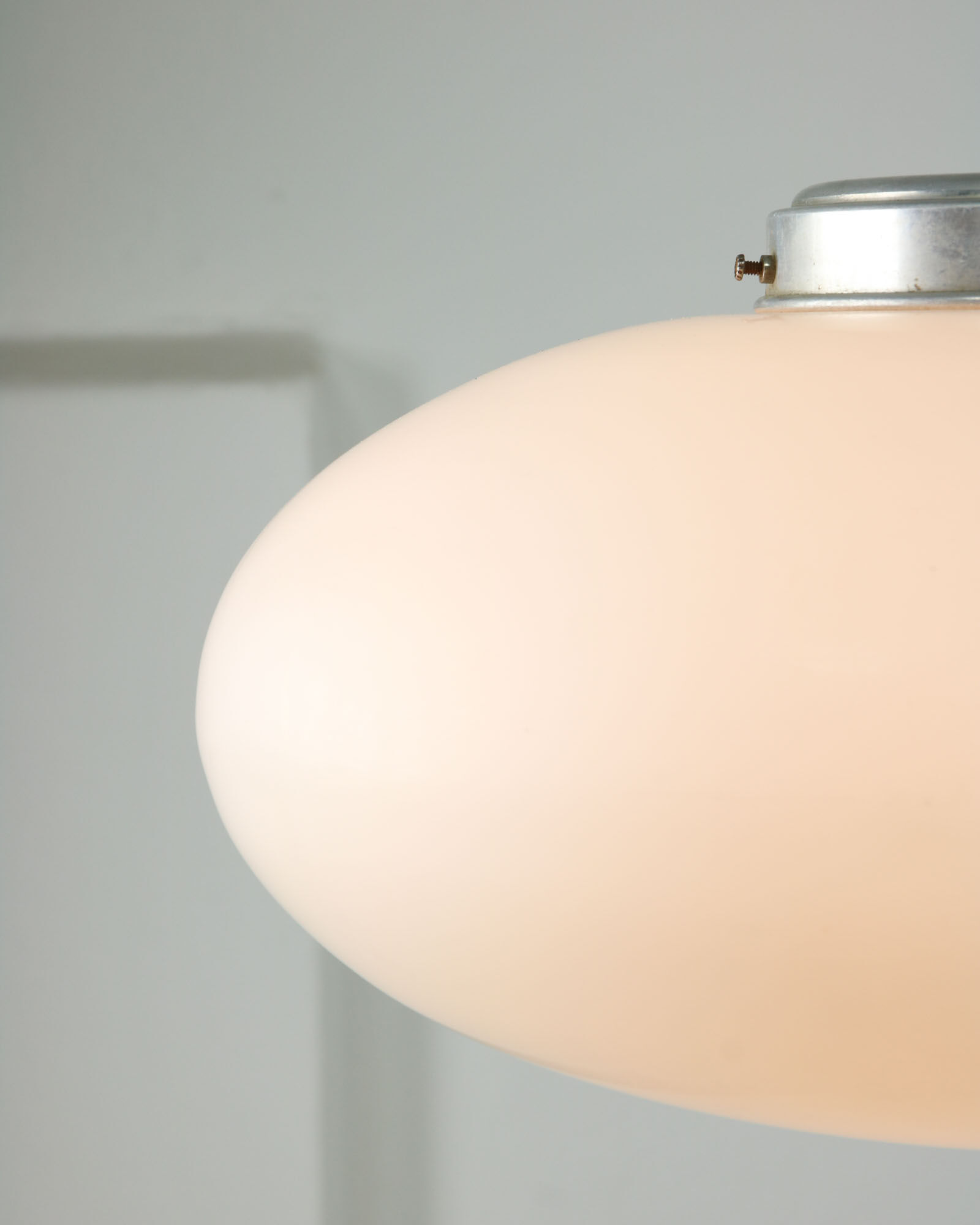 Mid-century Italian Oval Opaline Lamp