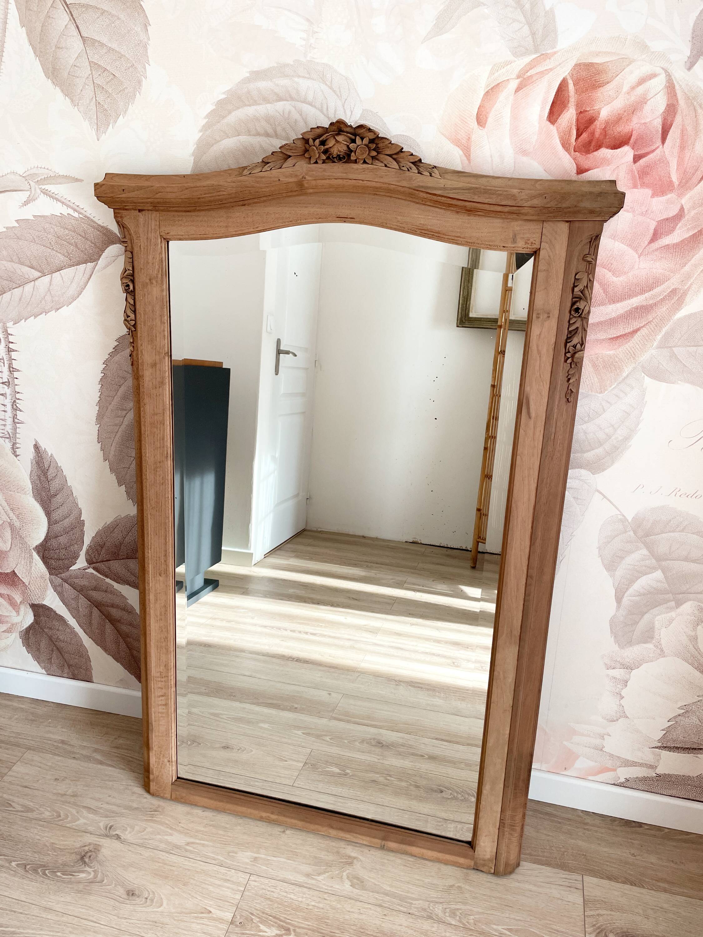 Large antique carved wooden mirror – Louis XV style – 140 x 90 cm