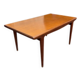 Tricoire and Vecchione extending table