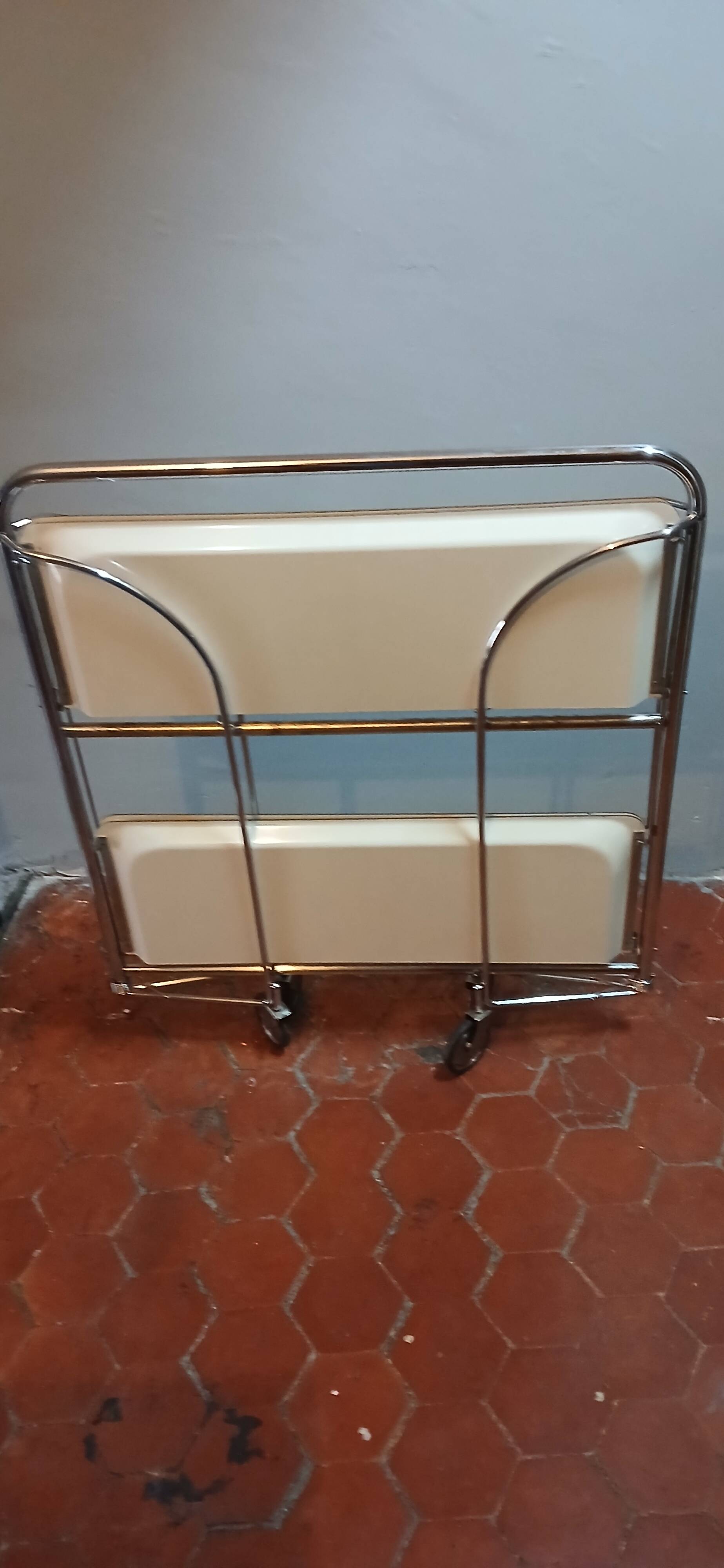 Desserte pliante sur roulettes, années 70