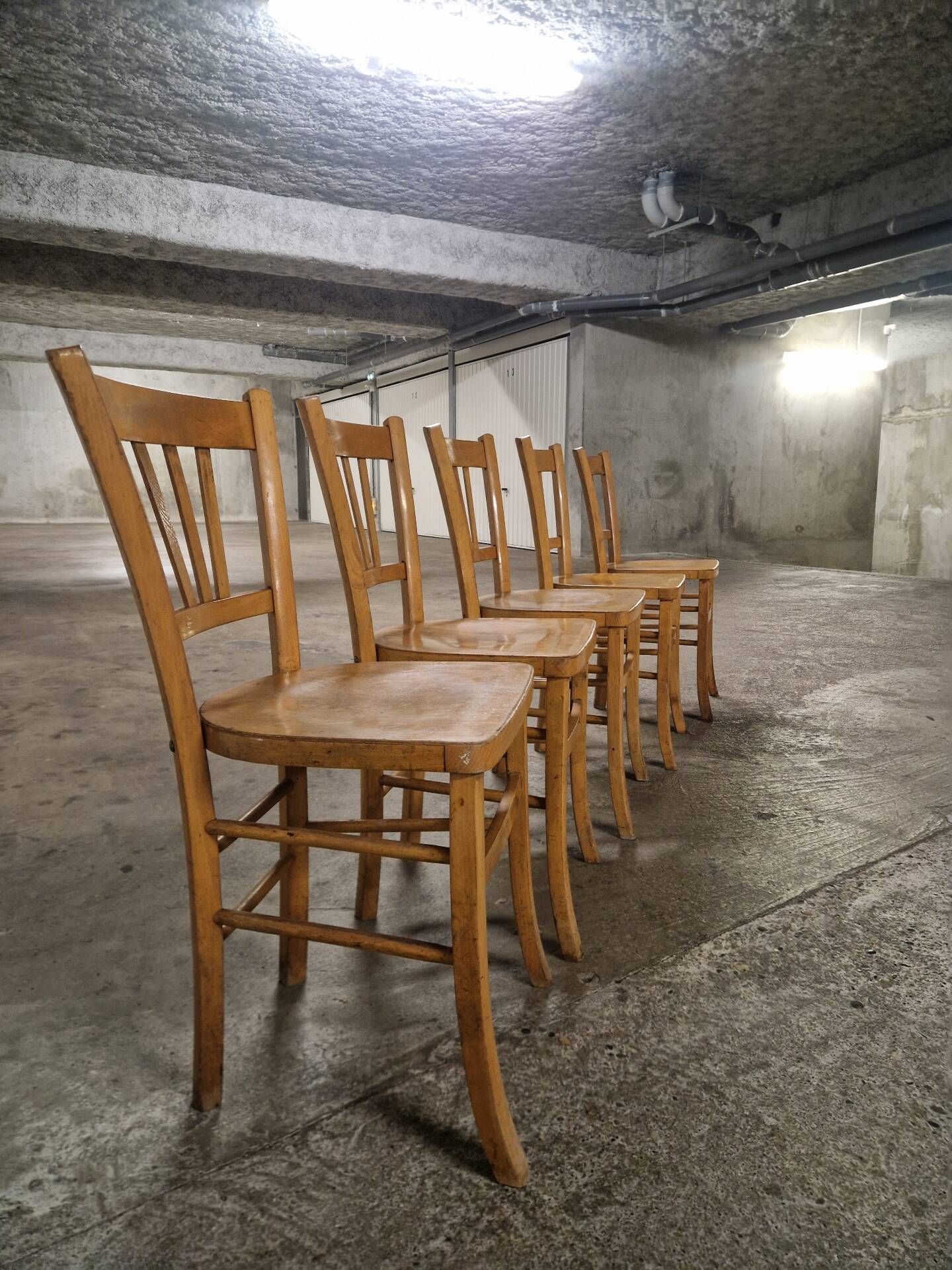 Lot de 5 chaises bistrot