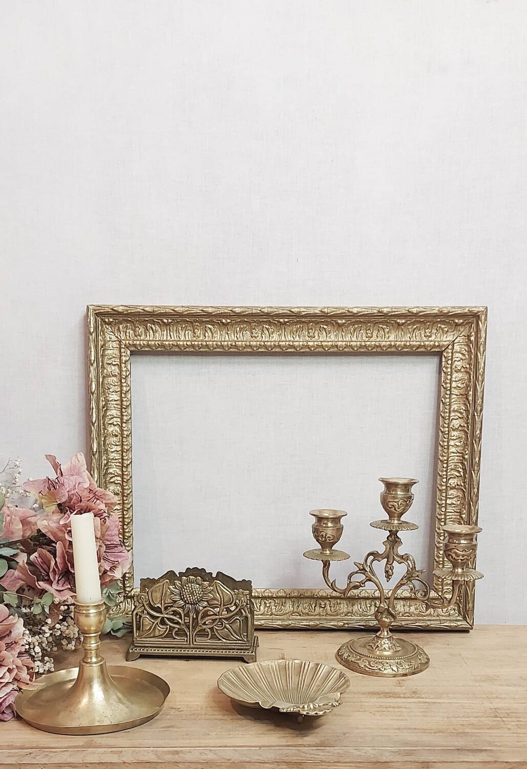 Towel holder/letter holder