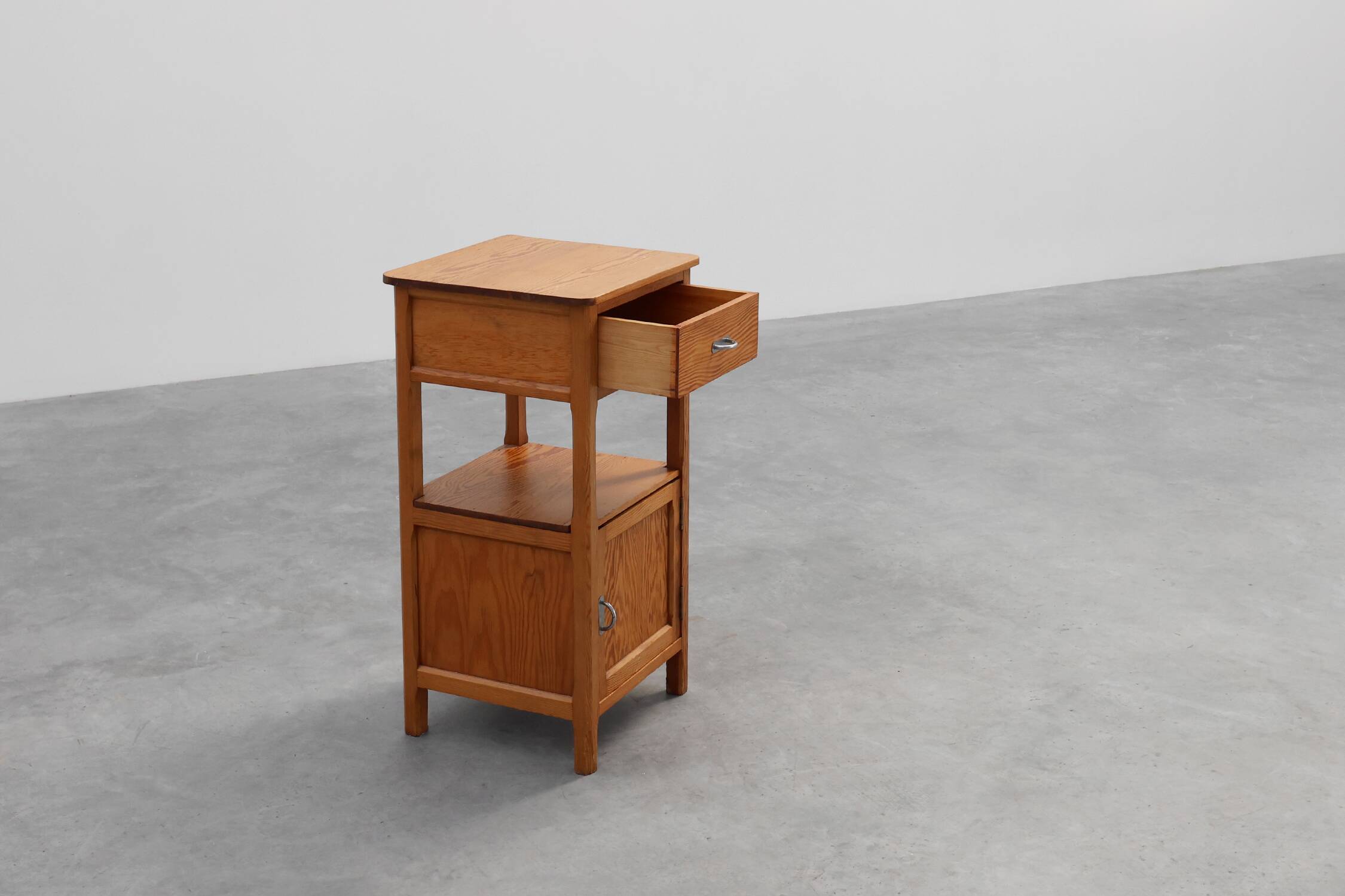 Robust Art Deco nightstand in pine wood, France 1940s