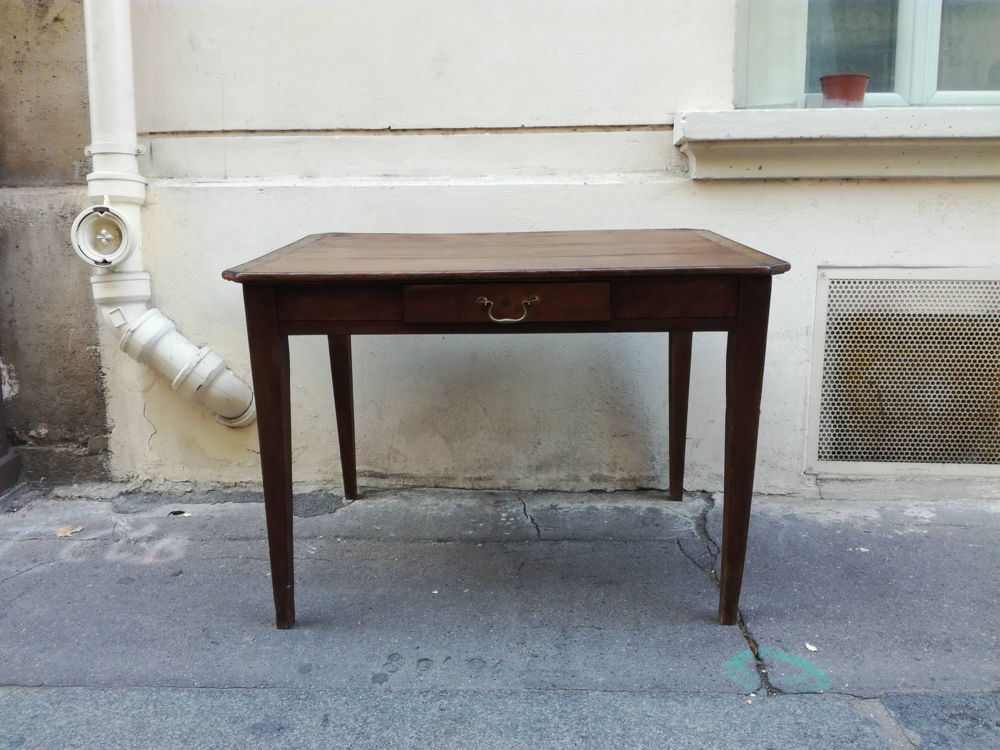 Wabi-sabi farm table