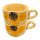 Pair of daisy cups
