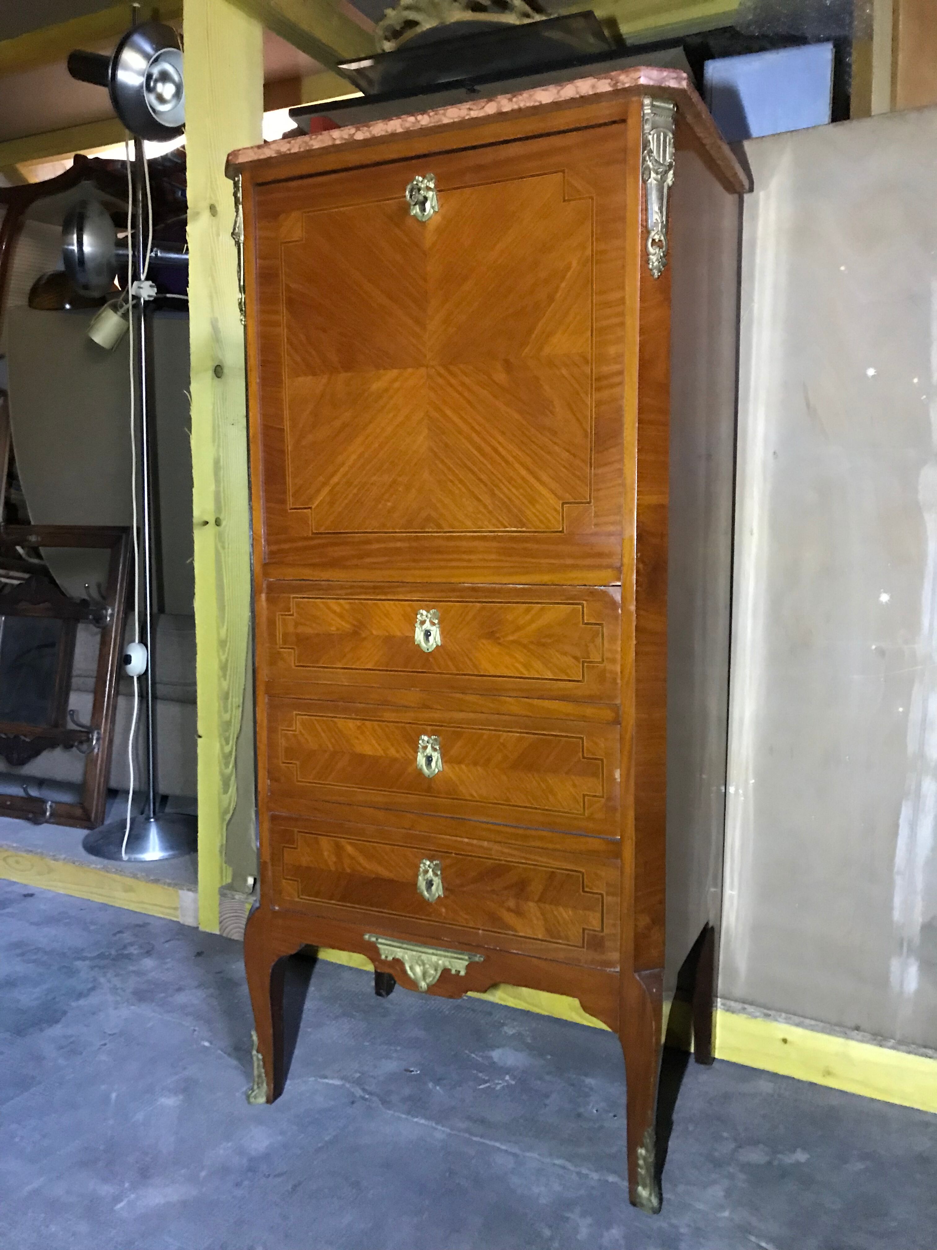 Transition writing desk 1920