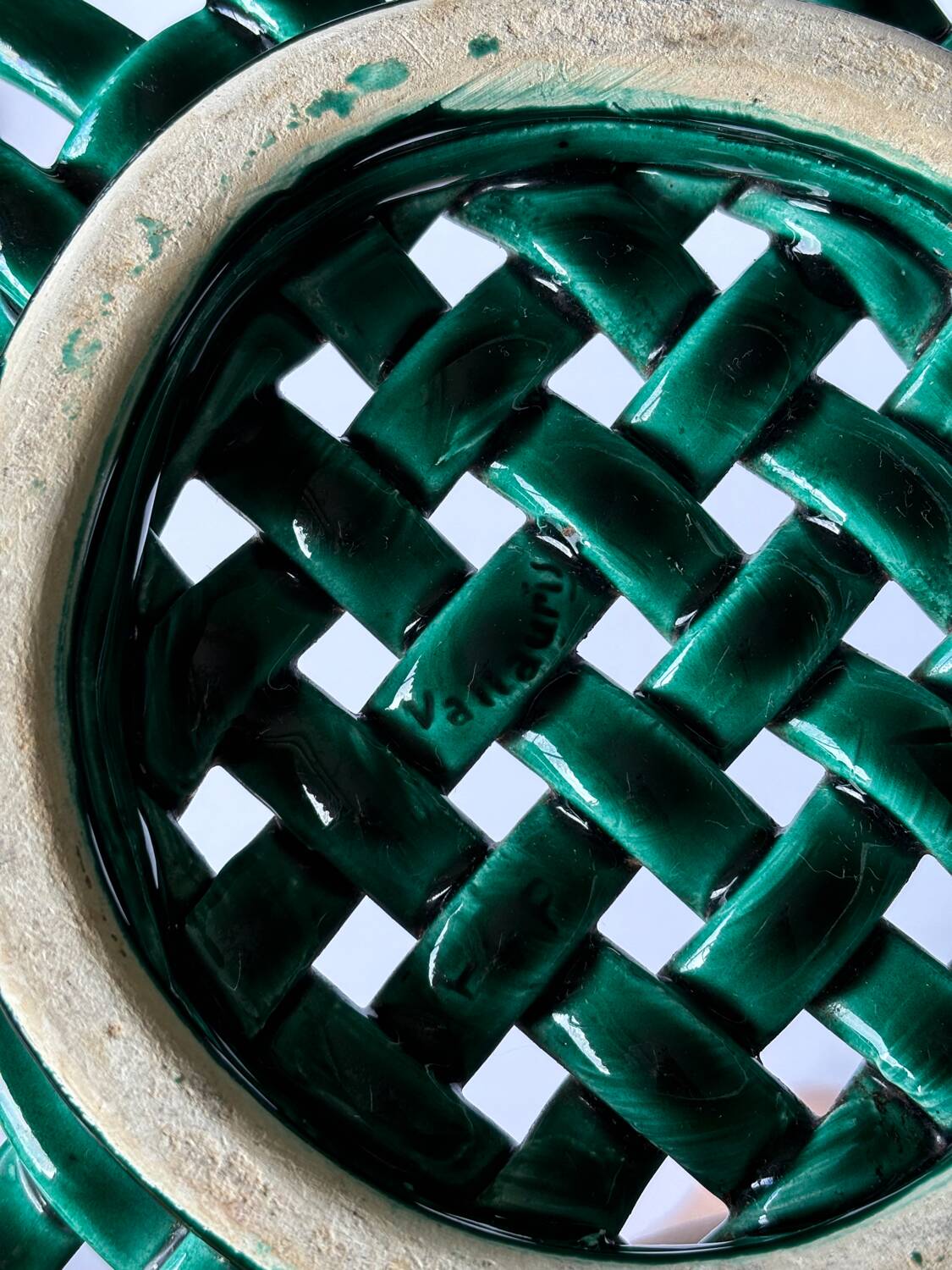 Green woven ceramic basket bowl