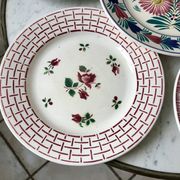 Set of 6 flat plates mismatched pink Badonviller, Longchamp, Digoin "Rosa" and Quimper