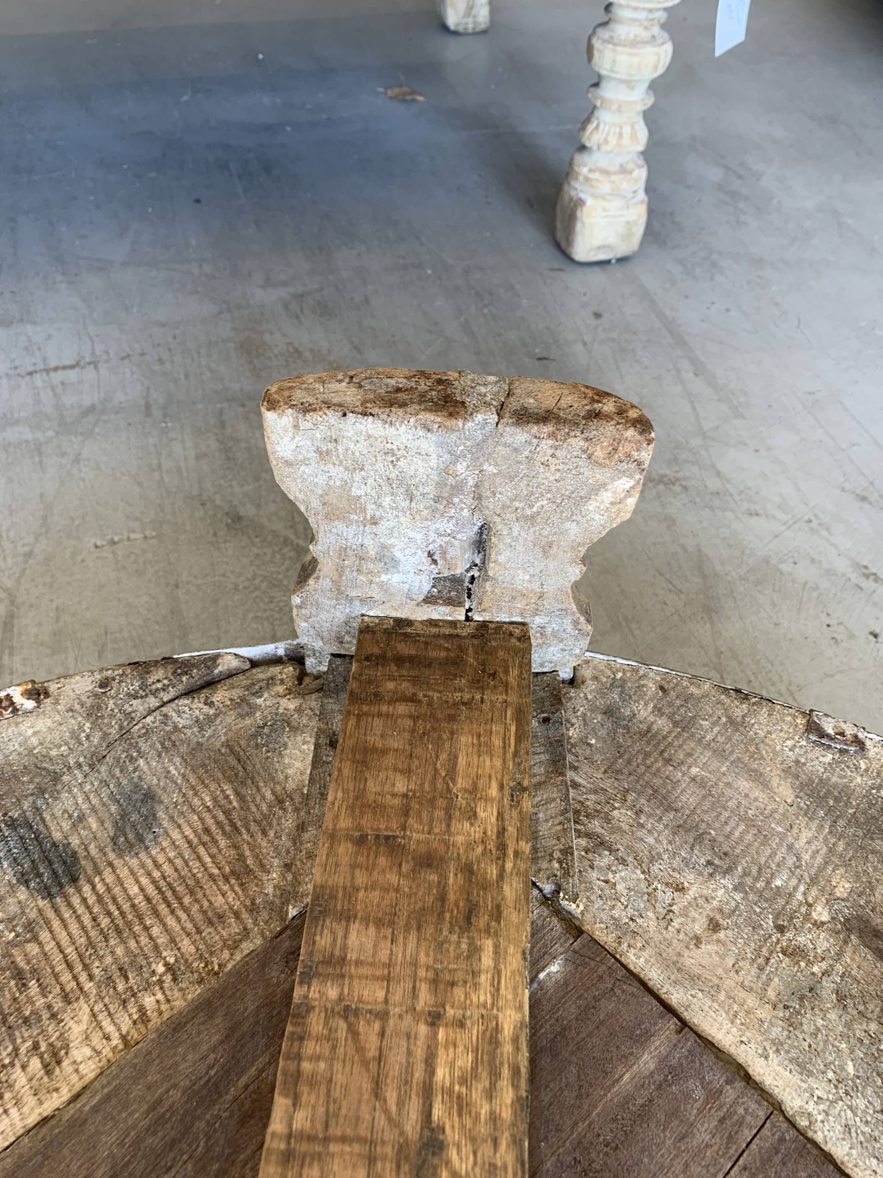 Chakki - Old coffee table n°14