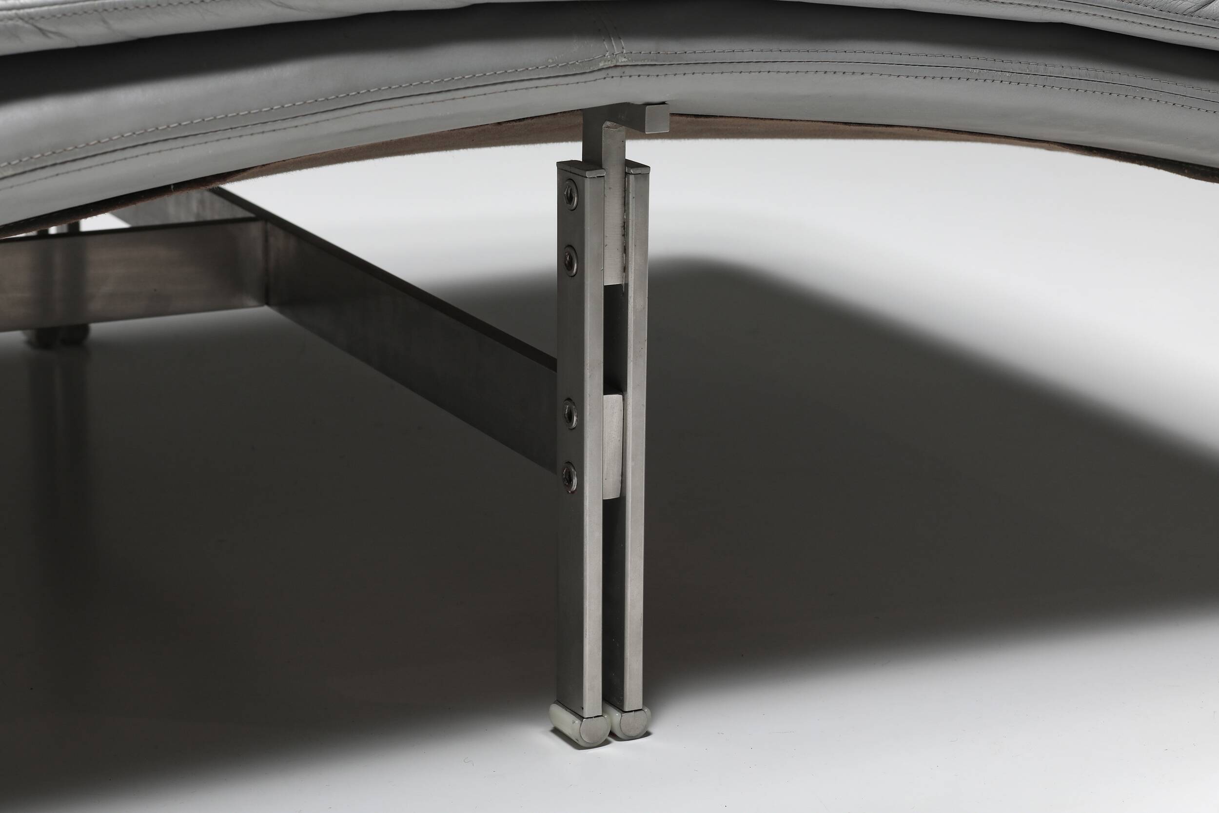 "Wave" Lounge Chair by Giovanni Offredi for Saporiti, Italy, 1974