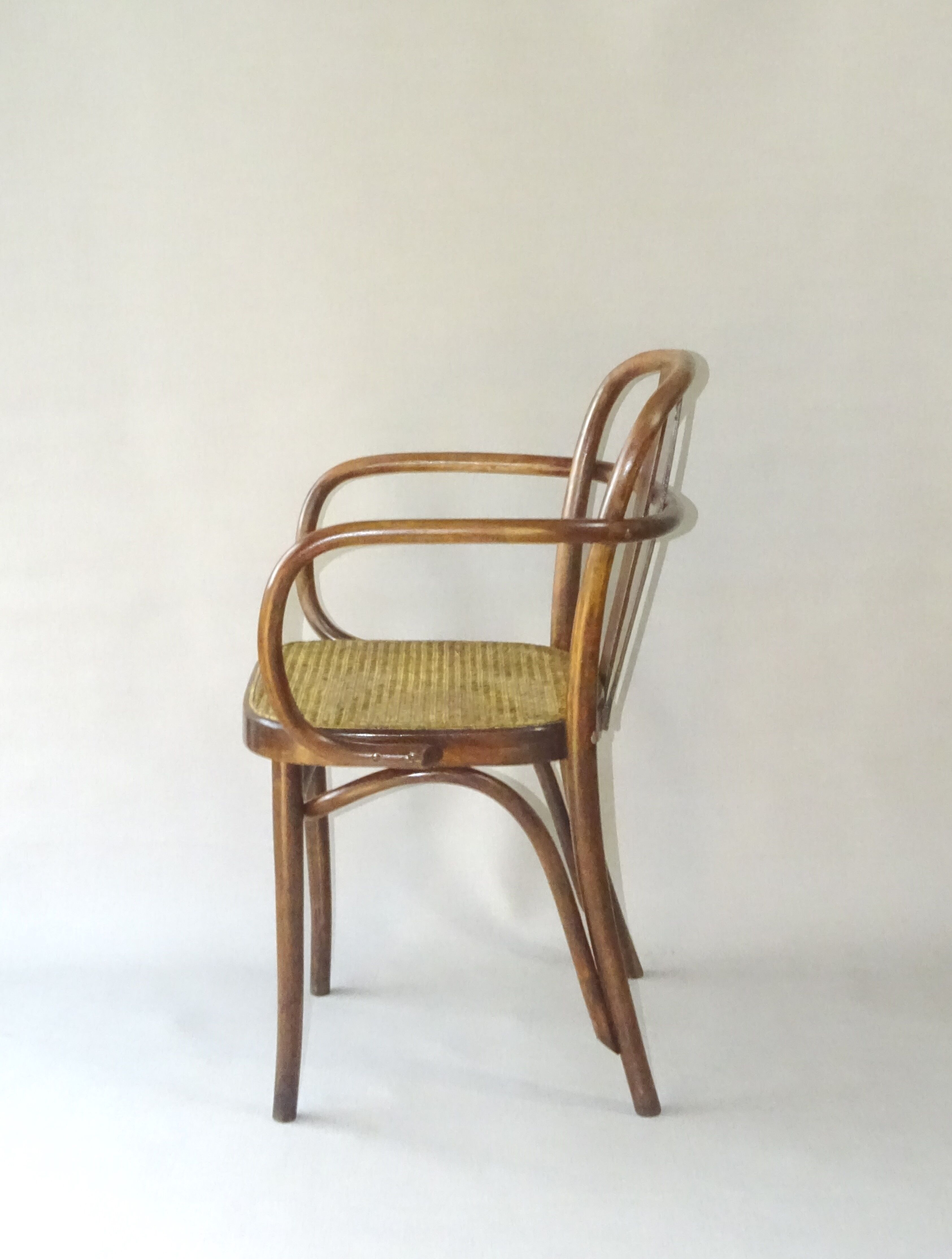 Armchair type 811 by thonet romania around 1970