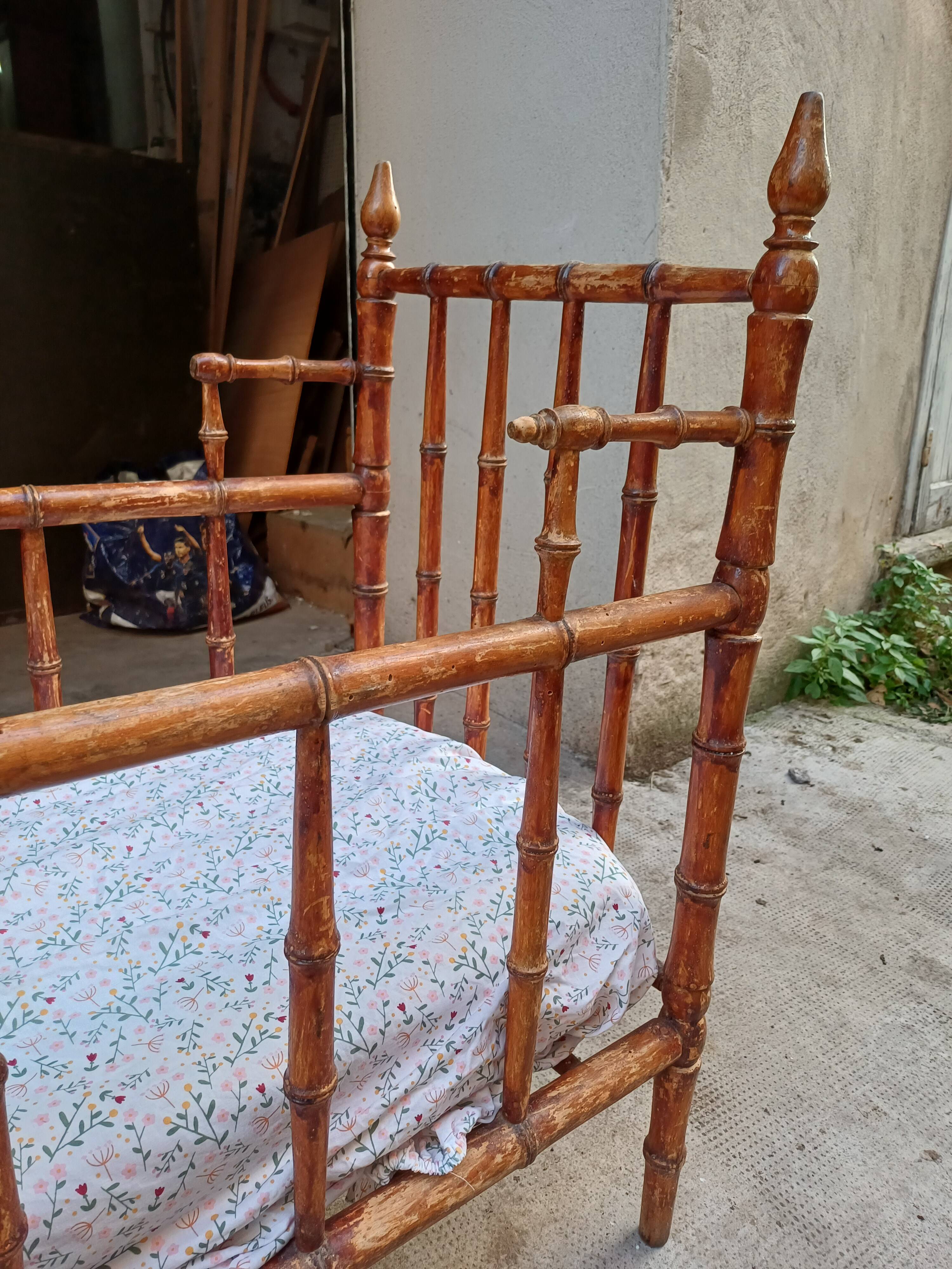 Charming wooden baby bed, 19th century style, faux bamboo
