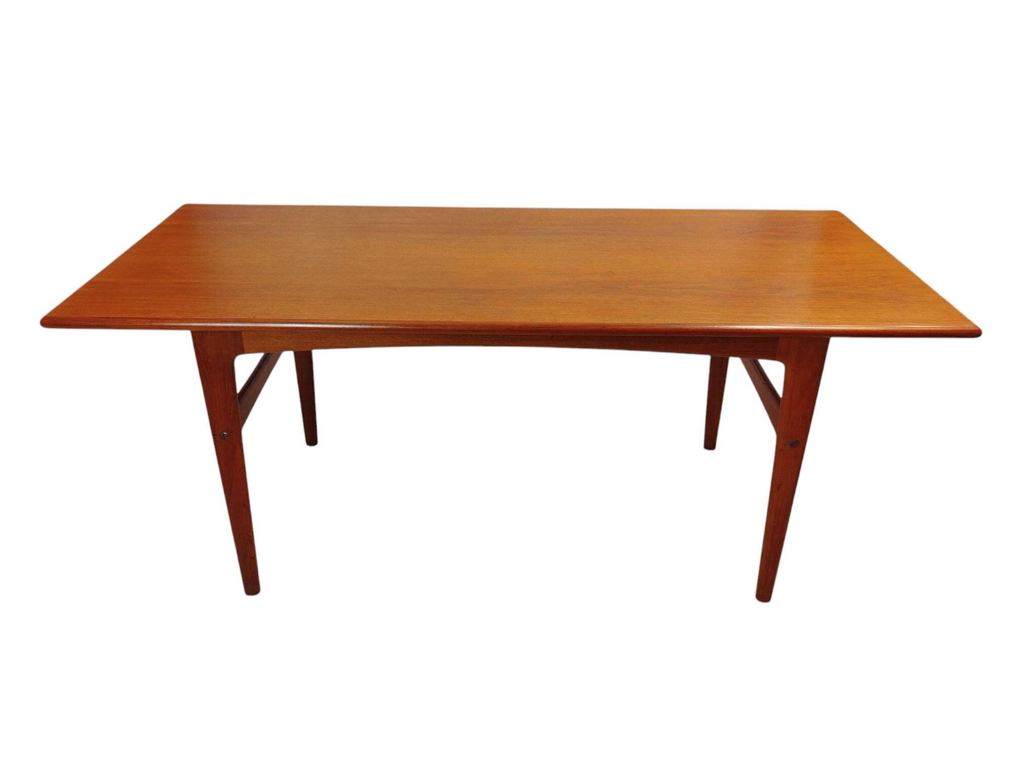 Table basse teck danoise années 60, design scandinave organique