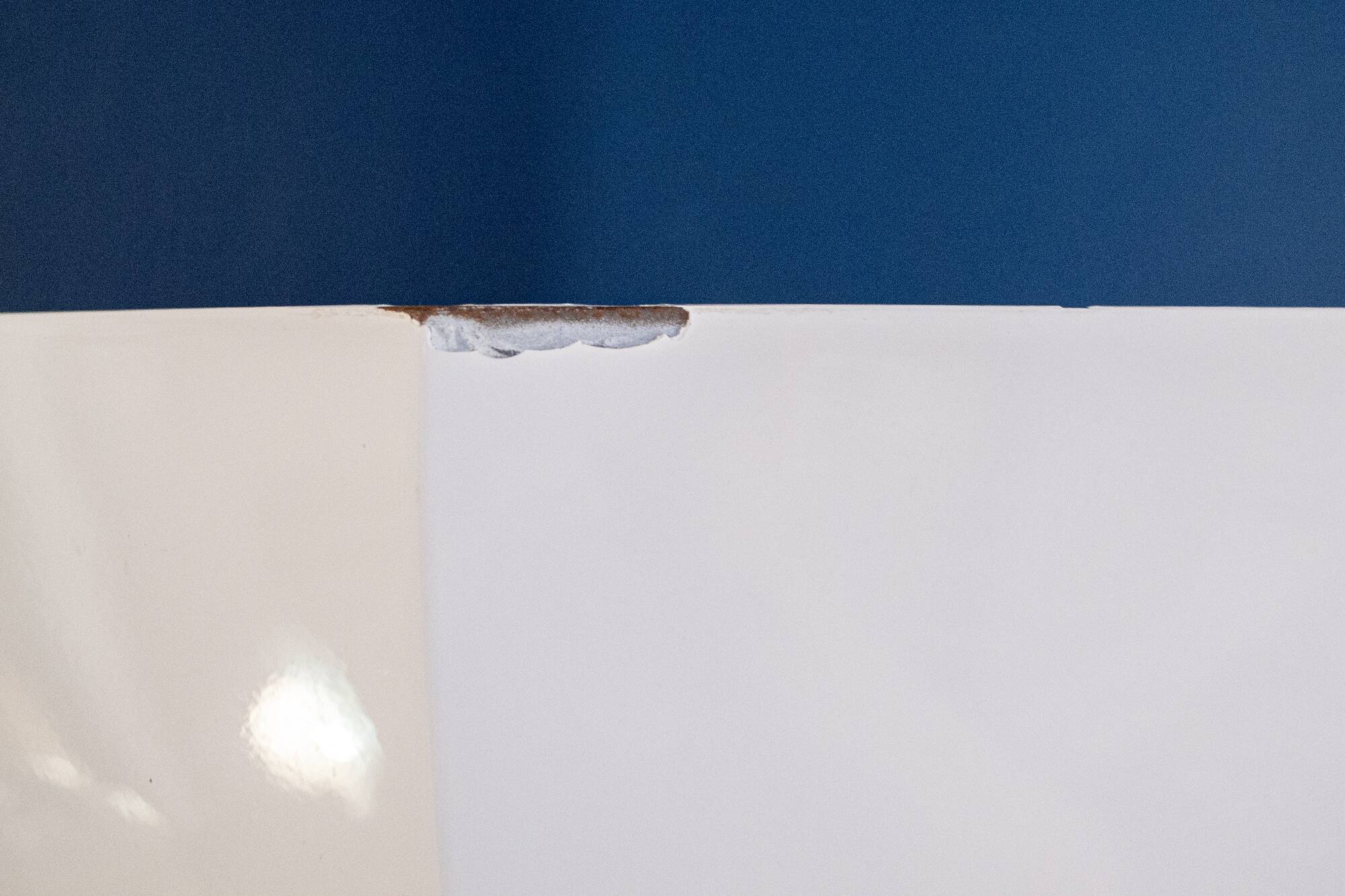 Lampada da terra in metallo smaltato di Pouenat, Francia Anni '70