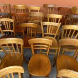 Lot of 20 mismatched Thonet Fischel restaurant bistro chairs in curved wood