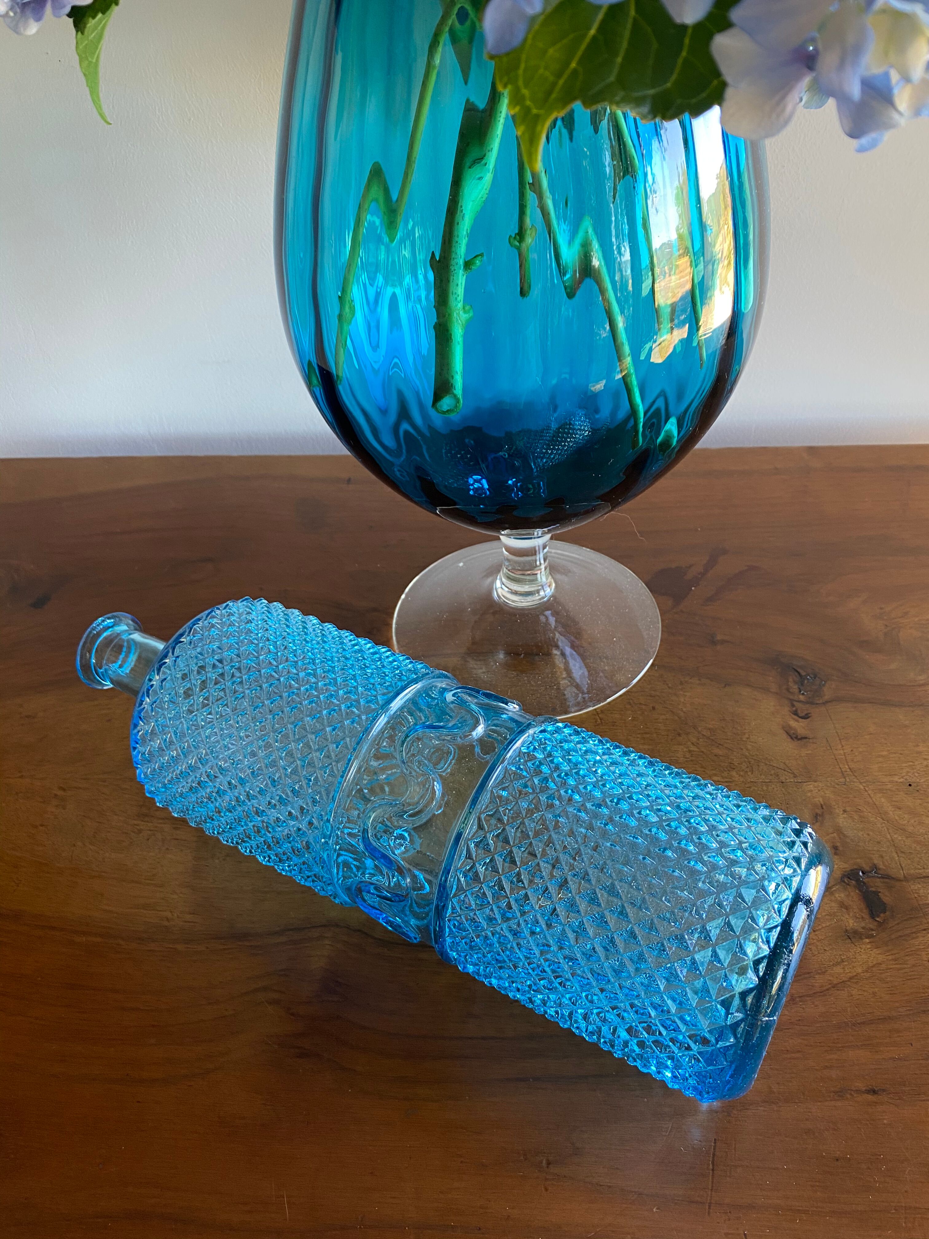 Empoli carafe in blue-turquoise glass
