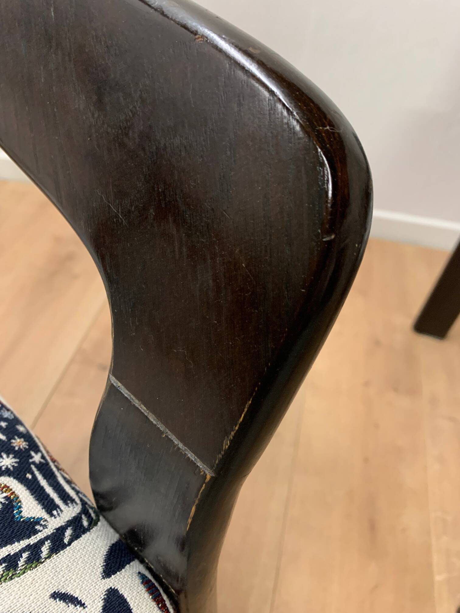 Set of 4 vintage wooden and fabric chairs, 1970