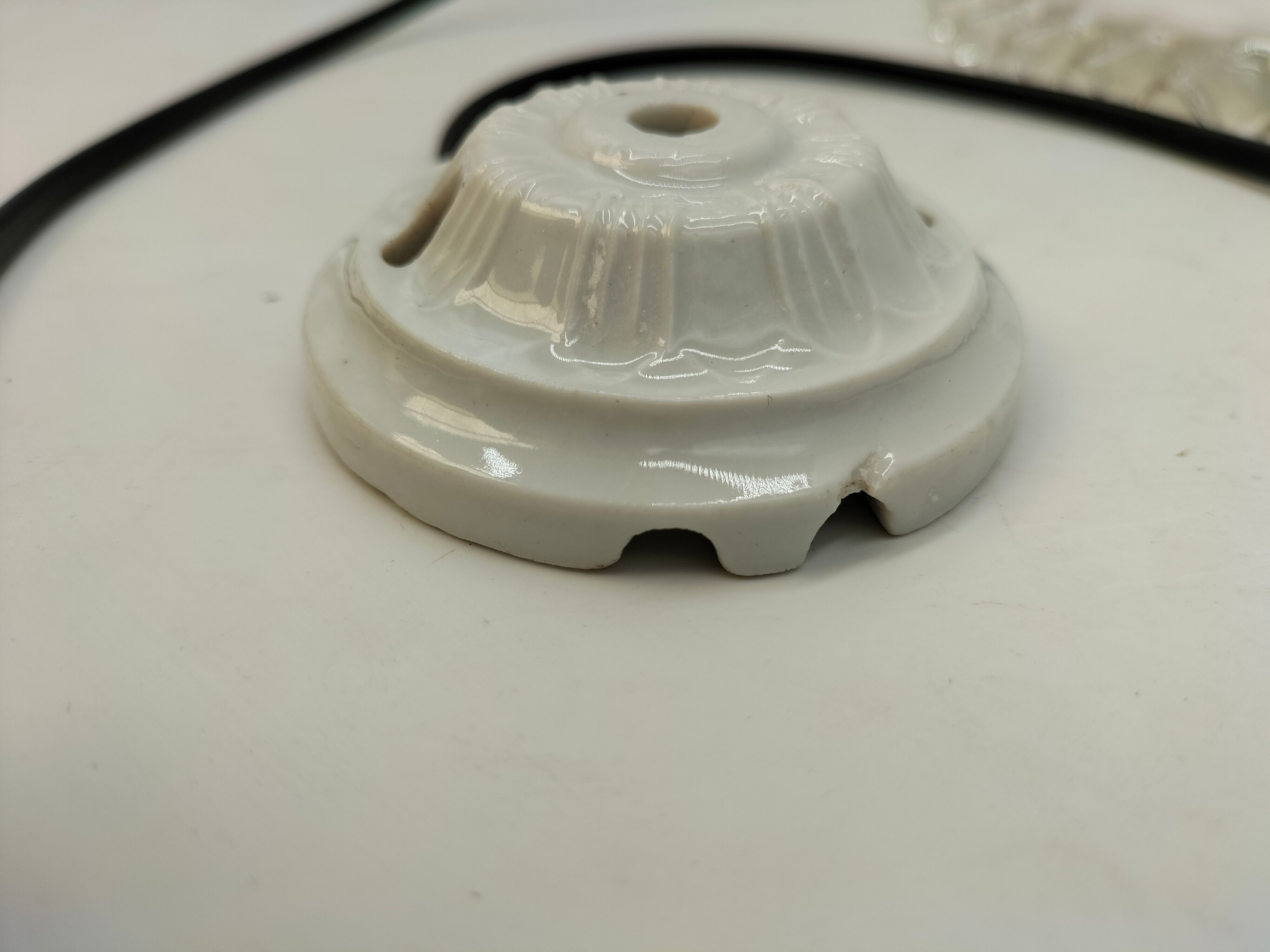 Old opaline suspension