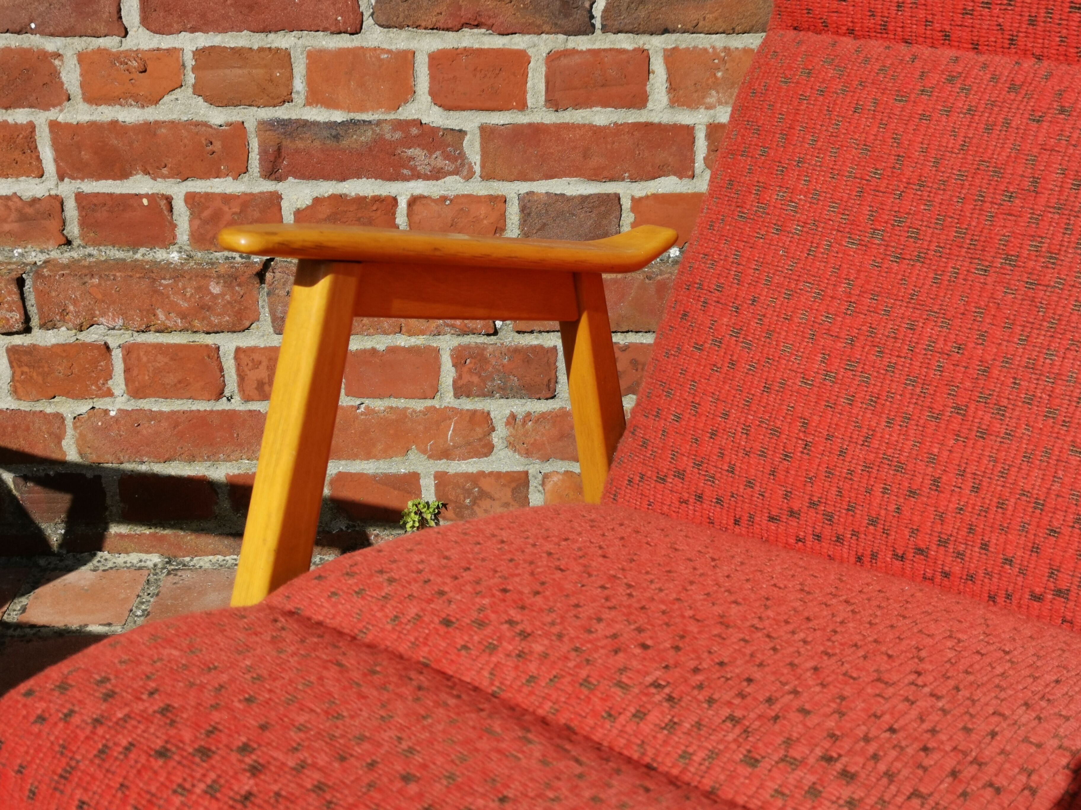 Paire de fauteuils rouge Interier Praha