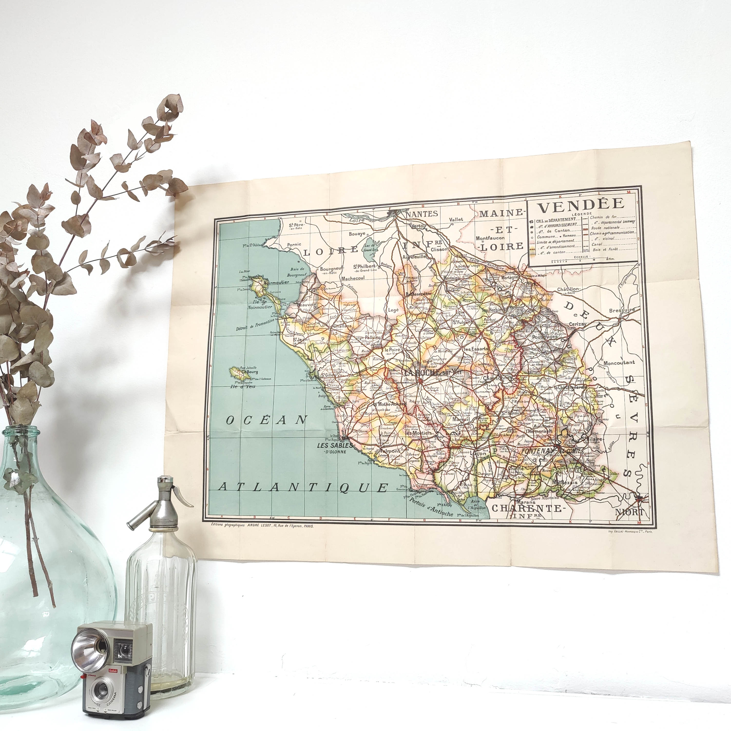 Vintage map Vendée Pays de la Loire