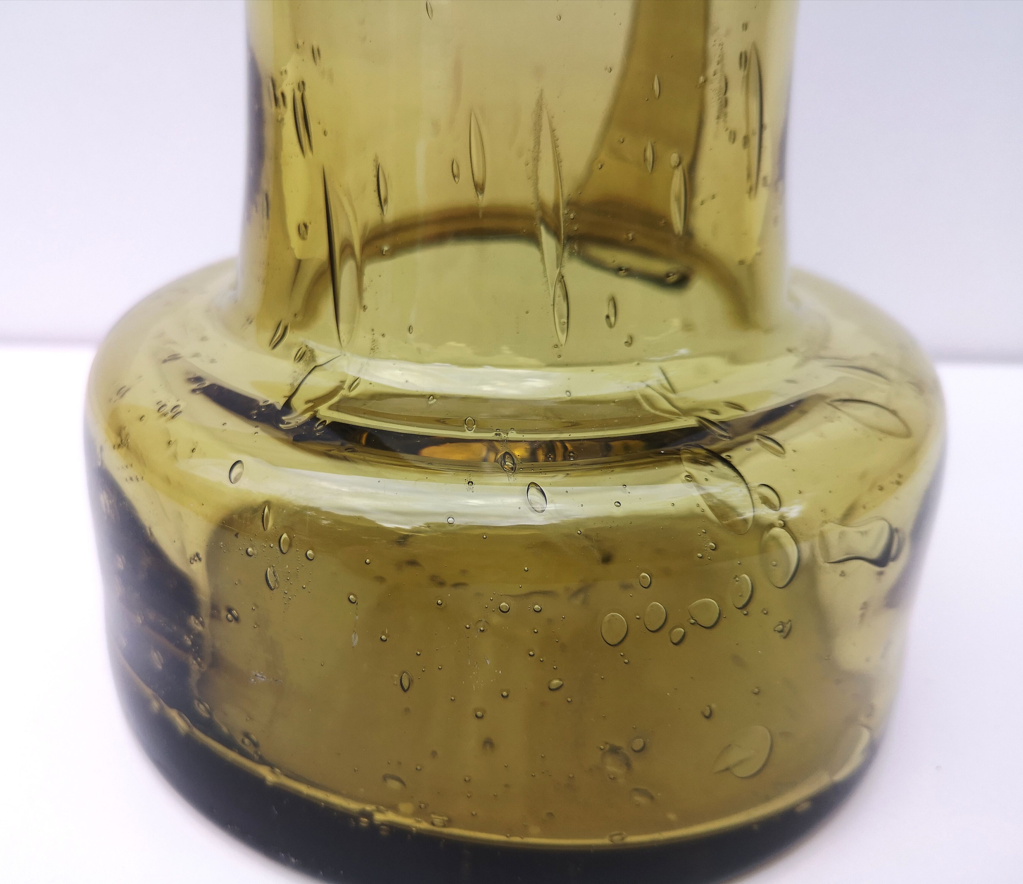 Carafe vintage en verre bullé, soufflé