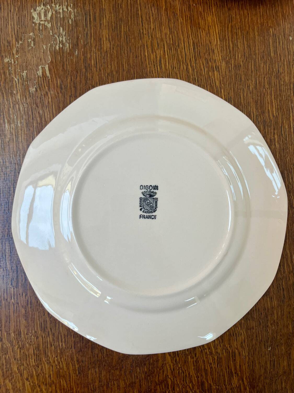 Set of 8 flat plates Digoin Sarreguemines pink