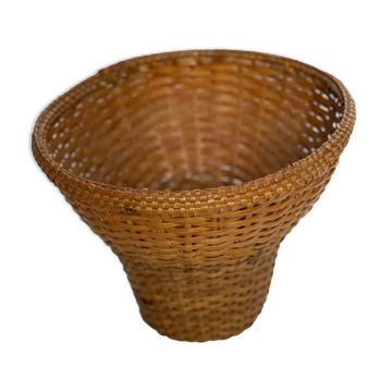Cache pot rotin