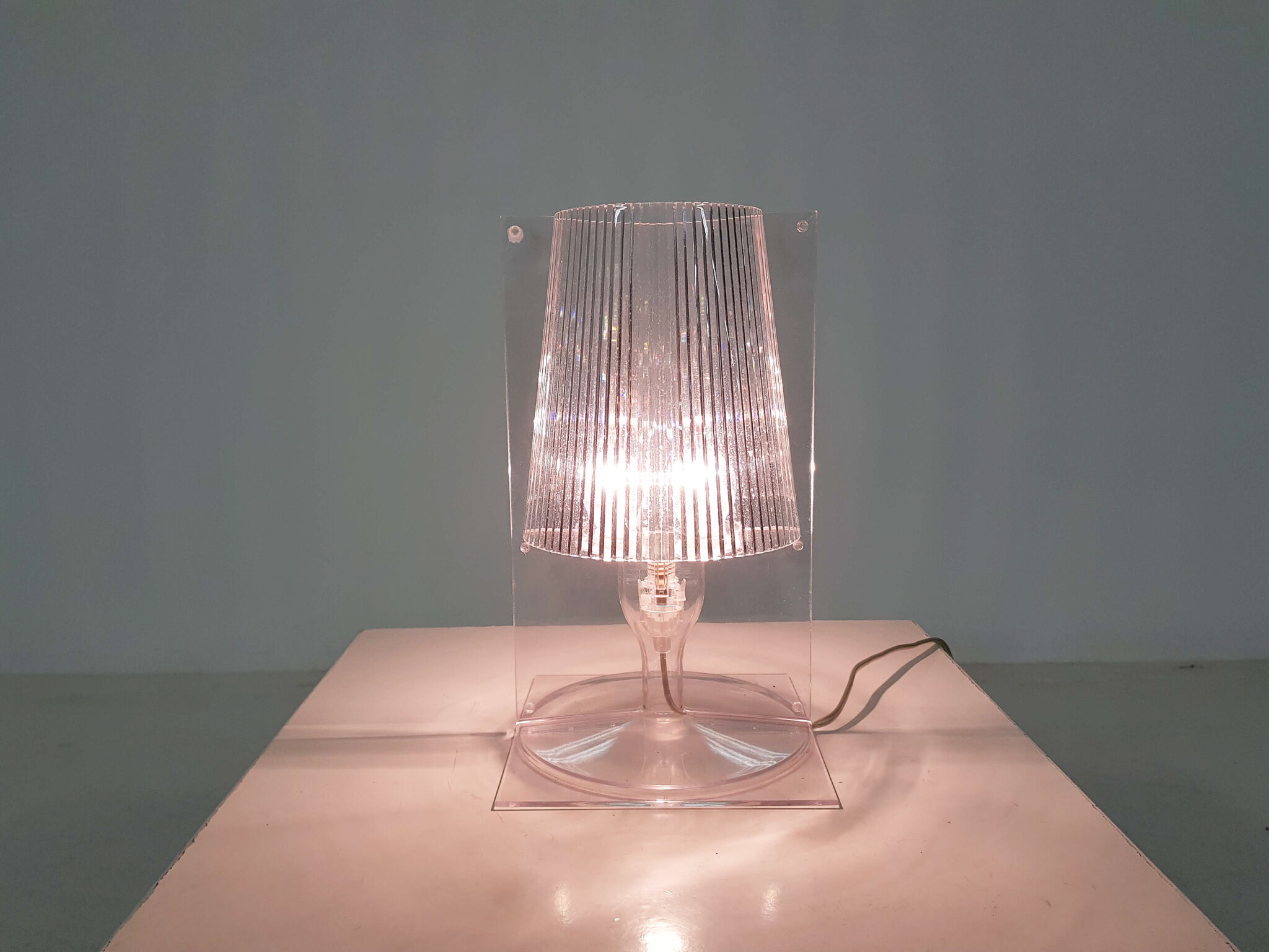 Transparant plexi glass table lamp by Ferruccio Laviani for Kartell