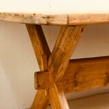 Table en pin de pays