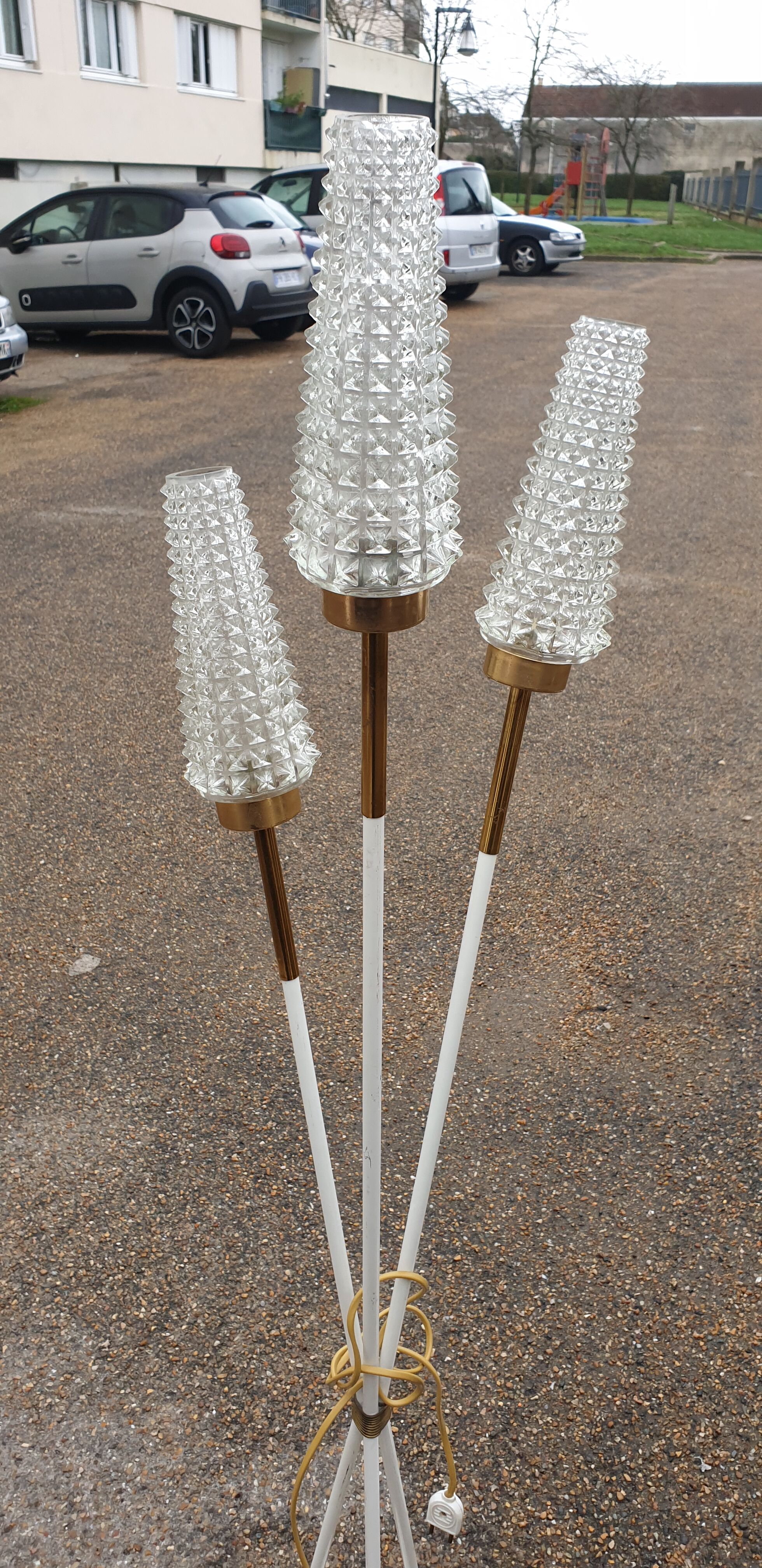 Lamppost 3 vintage lights