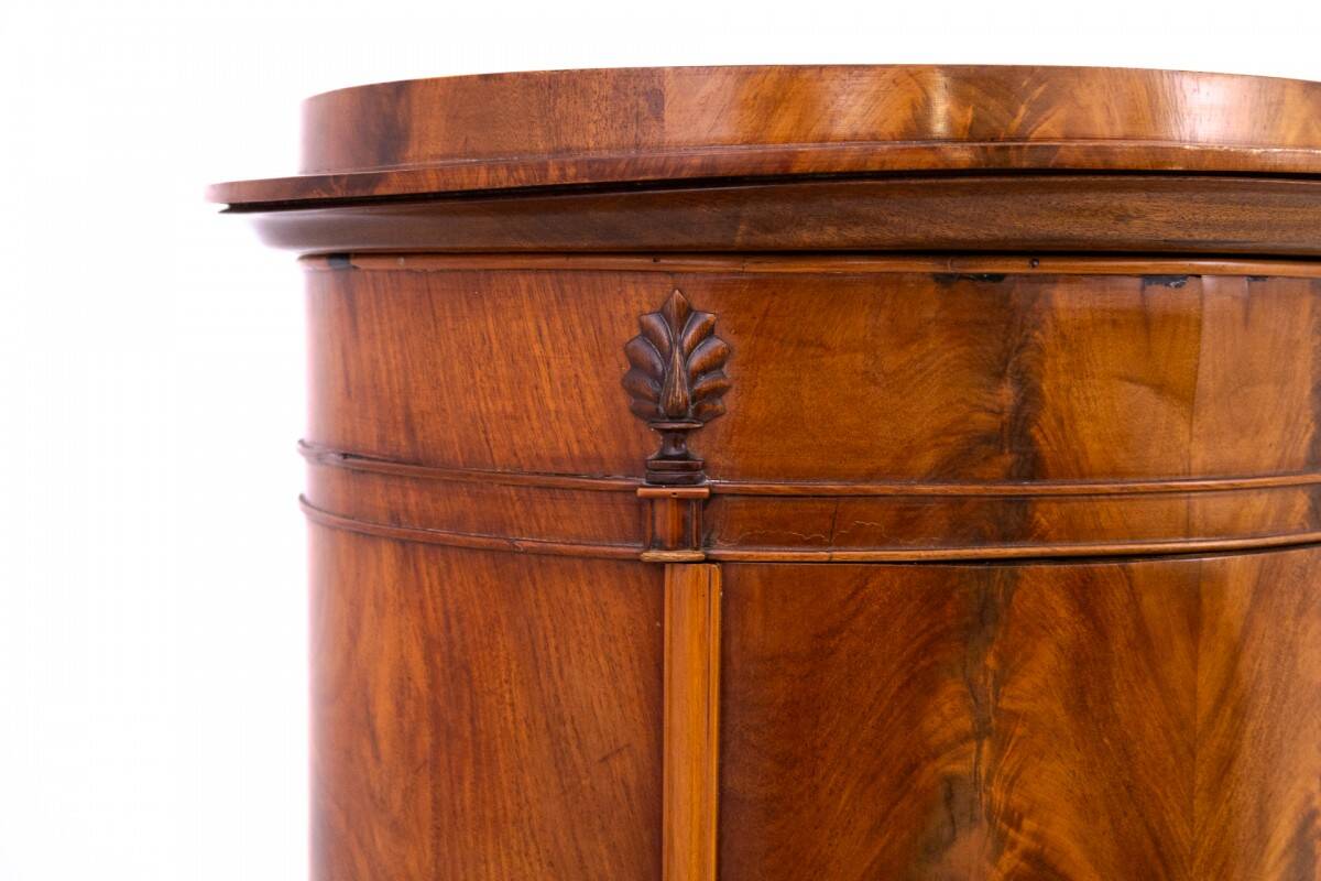 Interesting Biedermeier chest of drawers, Northern Europe, circa 1860.