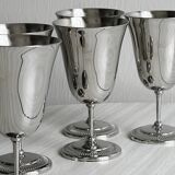 Set of 8 stemmed cups