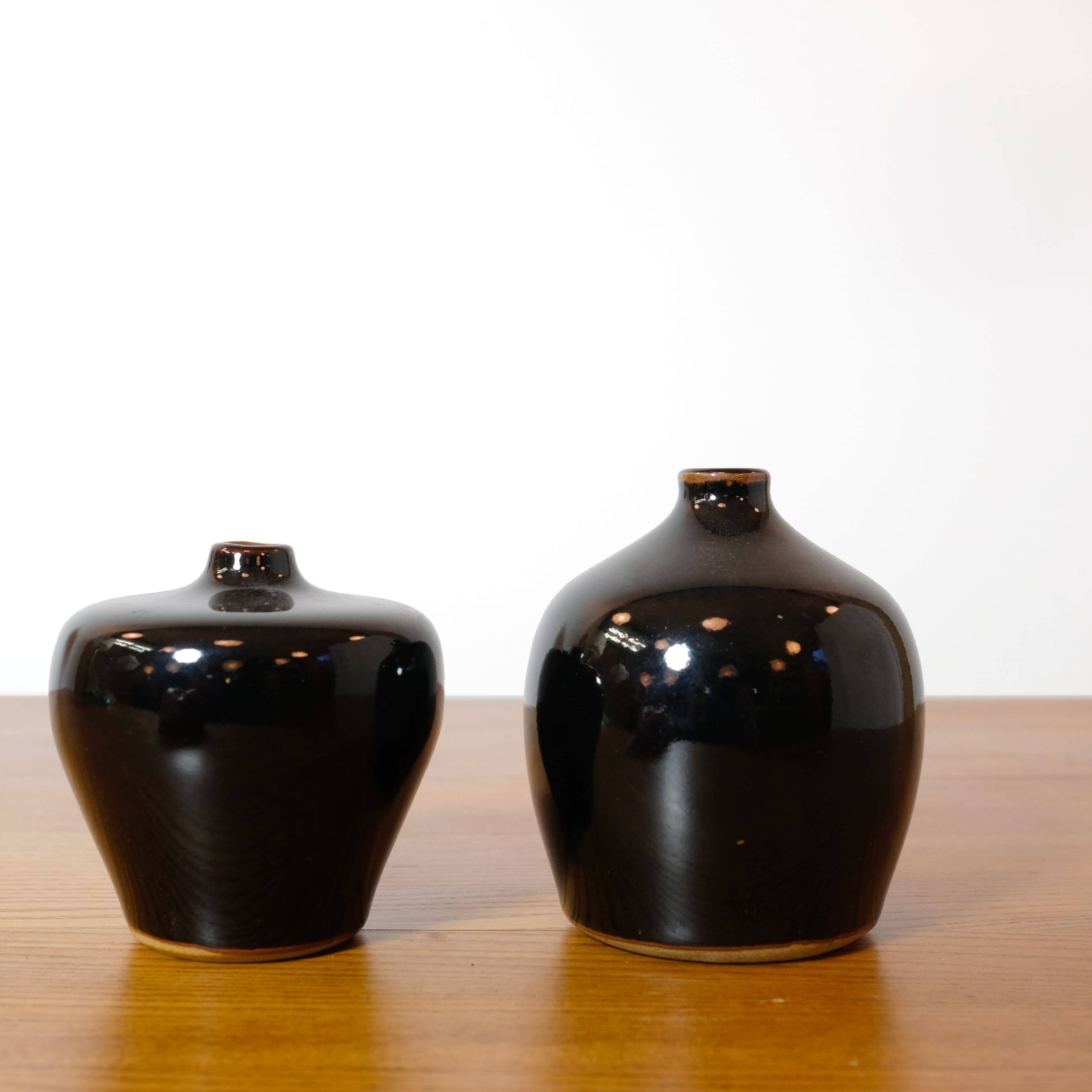 Laslo for Mikasa, two small black vases from the 80s.