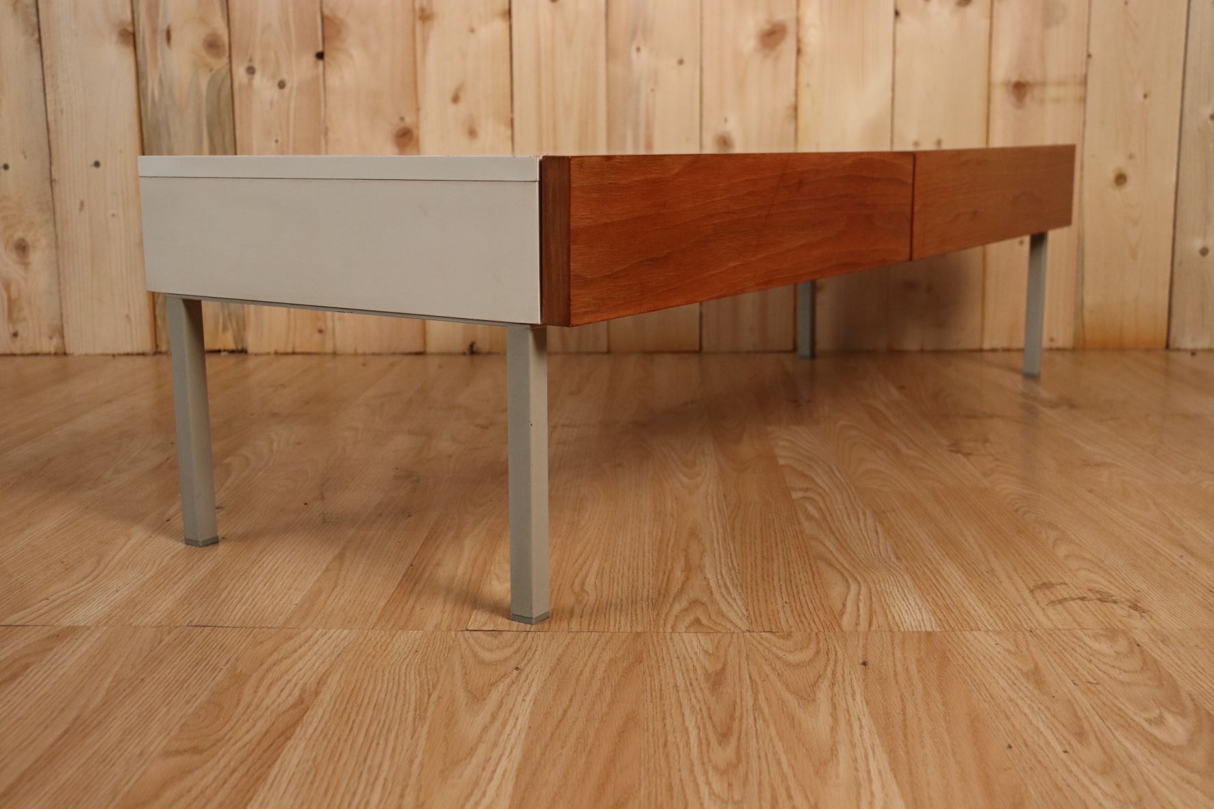 Interlübk coffee table