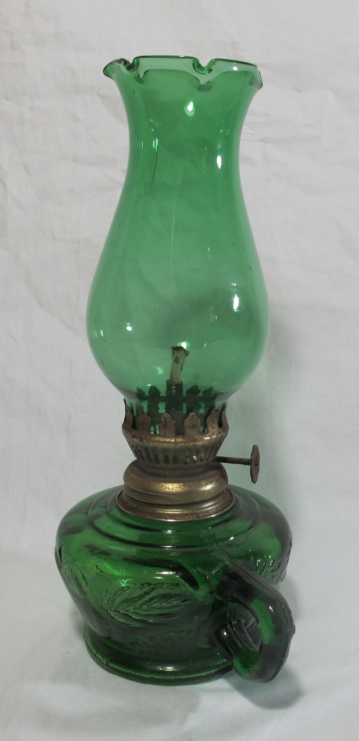 Glass kerosene lamp
