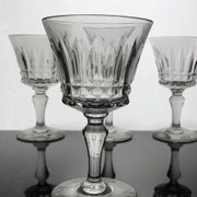 4 verres à vin cristal Baccarat Piccadilly