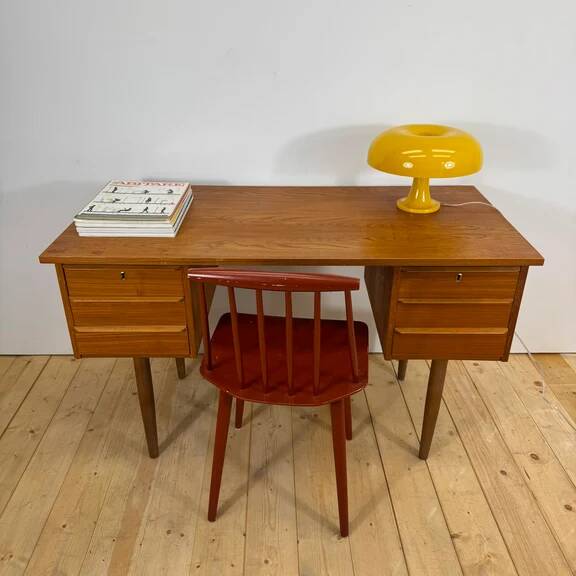 Bureau d'écriture danois en teck, 1960