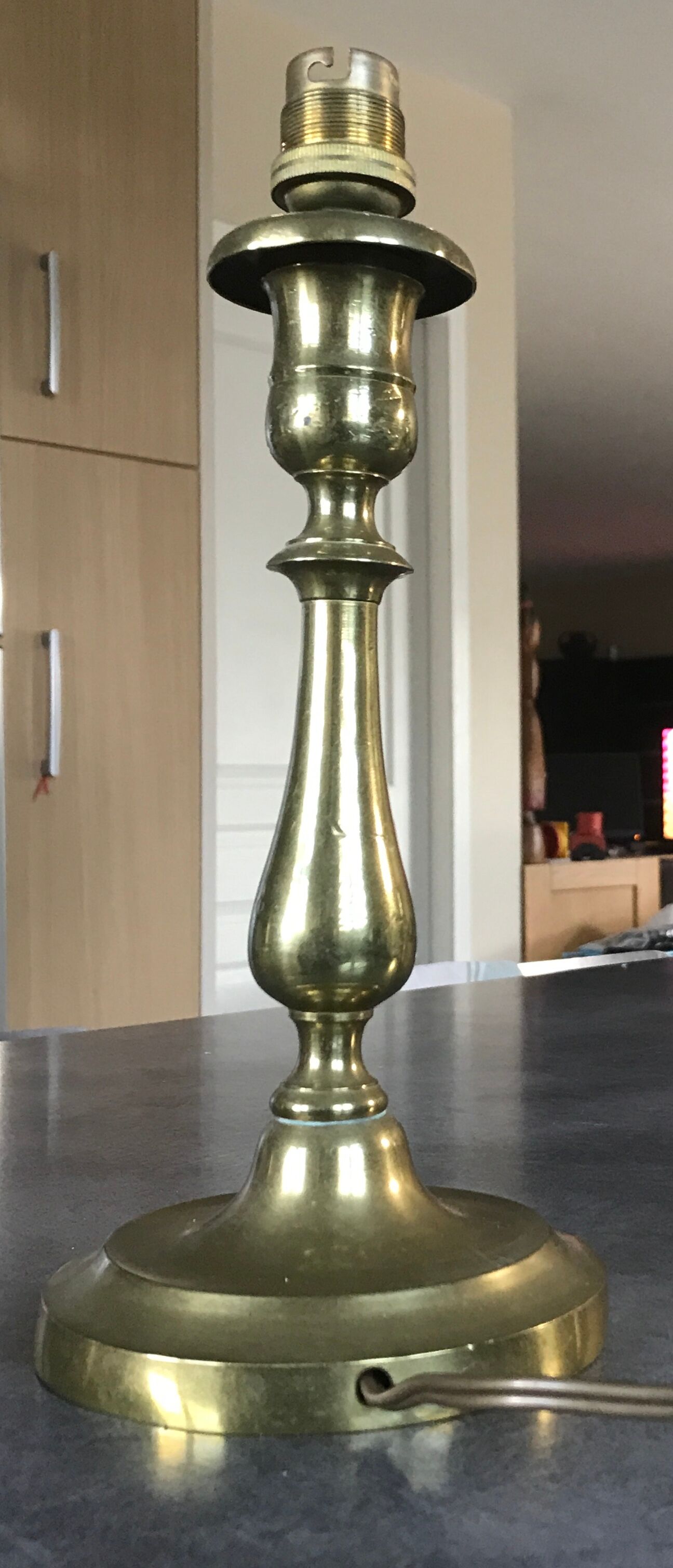 Lamp foot candle holder shape in solid brass 26.5 cm