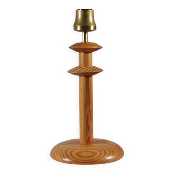 Postmodern vintage pine wood table lamp from the 1980s.