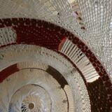 Large vintage macramé pendant lamp in cotton thread and wool, 120 cm.