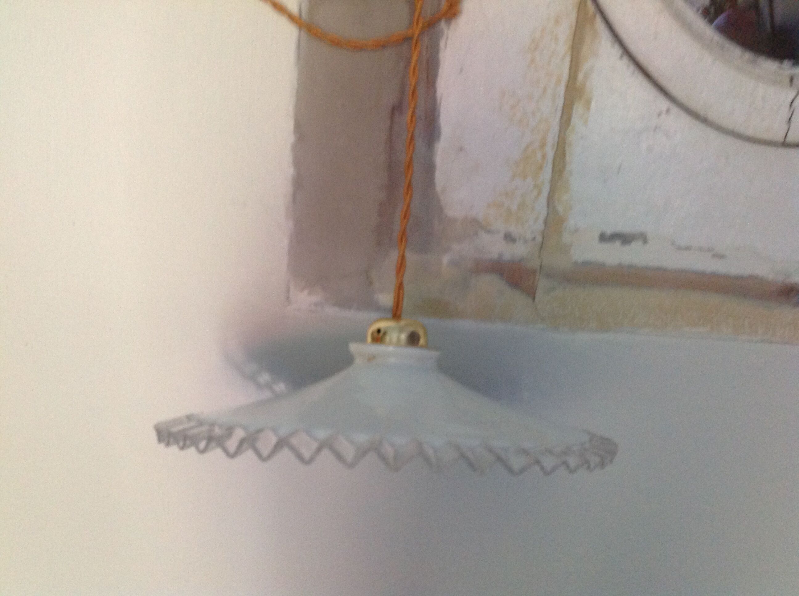 Suspension en opaline blanche