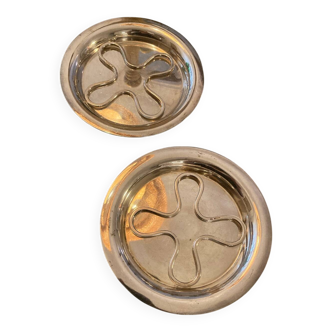2 dessous de bouteilles Christofle en métal argenté